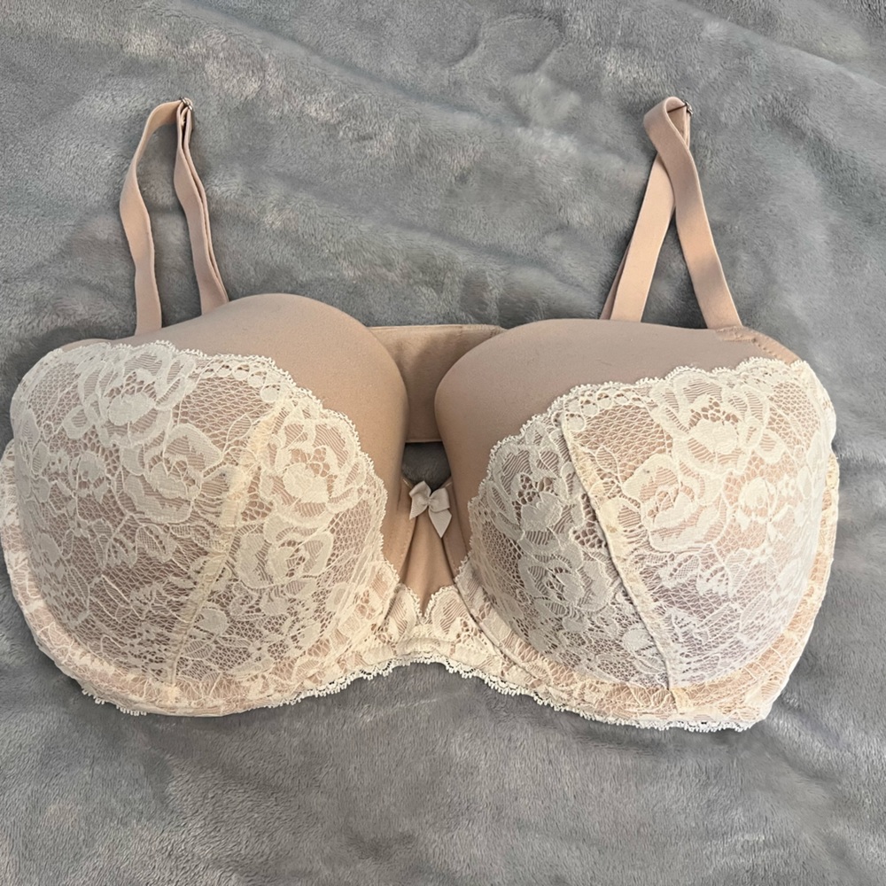 NWOT Torrid Balconette Lace Overlay Bra